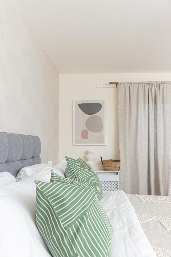 Luxury Apartment, Birmingham-Parking Екстериор снимка